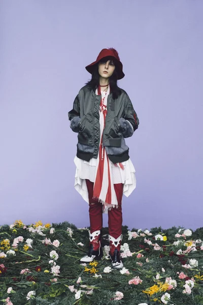 Look 16